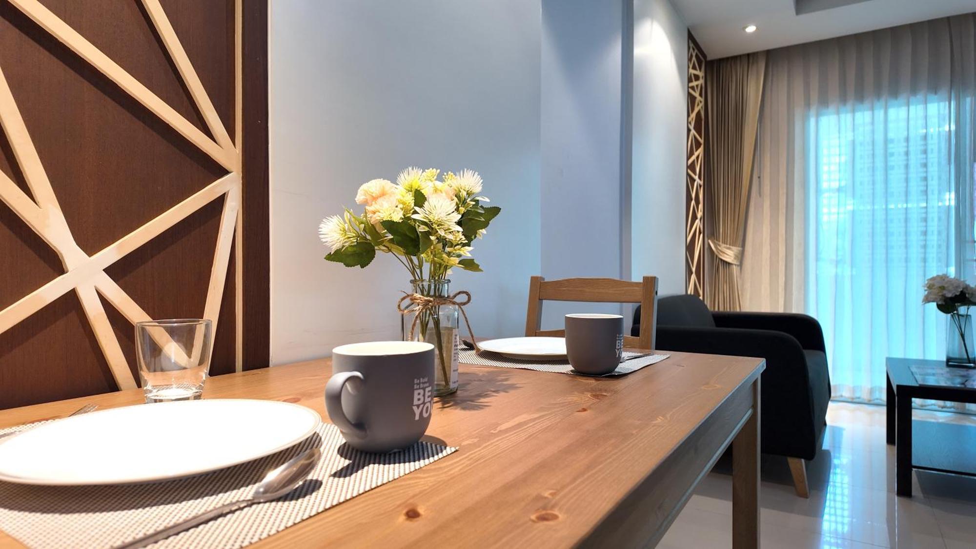 Charan Tower Residences By Aspira Bangkok Luaran gambar
